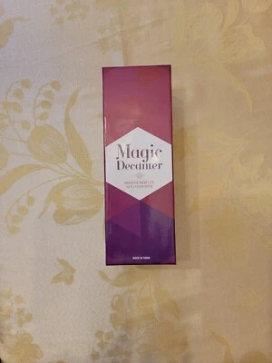 Decantador aireador de vino mágico Traveling Vineyard para vino tinto nuevo en caja  Foto 1 de 4