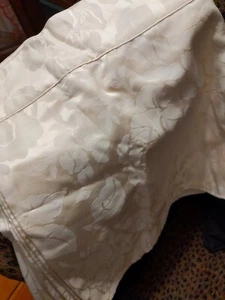 Laura Ashley London Jacquard Cream Valance with inverted Pleats 15 x 51 new - Picture 1 of 7