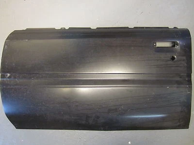 Panel de revestimiento de puerta exterior derecho Toyota Camry 87-91 NOS 67112-32040 Foto 1 de 2