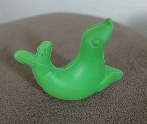 Vintage Diener Itty Bittty Eraser Green Seal Sea Ocean Zoo - Picture 1 of 3
