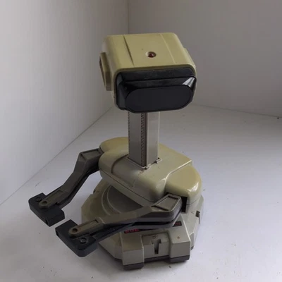 Nintendo NES R.O.B. Rob the Robotic Operating Buddy Original 1985 For Parts - Image 1 of 4