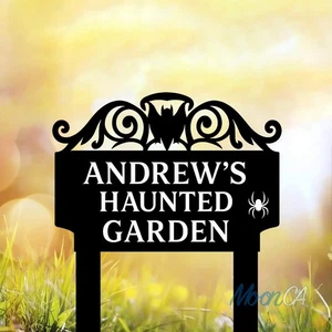 Customized Bat Yard Stake, Spider Metal Garden Stake, Halloween Gift, Personaliz - Picture 1 of 9