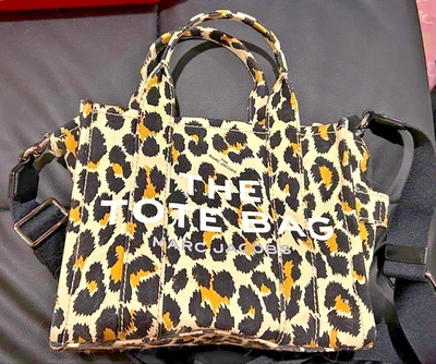 Raro Bolso de Mano MARC JACOBS Estampado de Leopardo Correa de Hombro Ajustable Foto 1 de 4