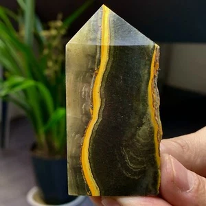 88G Natural Bumblebee Jade Quartz Square Pointed Stone Pillar Healing - Foto 1 di 19