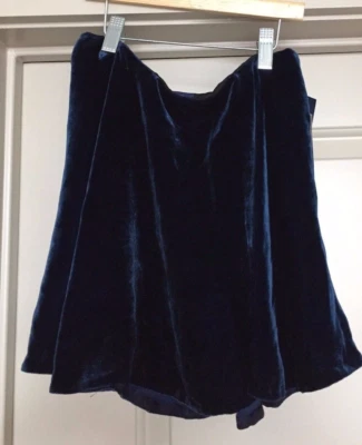 Ralph Lauren Polo Niñas Falda Talla 10 Azul Marino Terciopelo Nuevo con etiquetas Vacaciones Foto 1 de 4