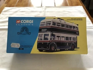 Corgi 34702 Sunbeam W Utility Trolleybus Set/Ashton Under Lyne Corp (Mint/New) - Picture 1 of 13