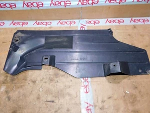 VOLVO V50 2004-2012 REAR RIGHT DRIVER SIDE AIR GUIDE UNDER BODY PROTECTION - Picture 1 of 4