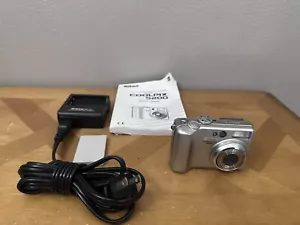 Nikon COOLPIX E5200 5.1MP Digital Camera With Battery, Charger Tested Working - Picture 1 of 11