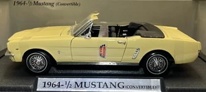 MOTOR MAX 1964 1/2 Ford Mustang CV -1/18 Phoenician Yellow - Picture 1 of 10