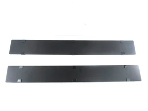 Couvercles articulés APC pour gestionnaire de câbles verticaux NetShelter SX 750 mm de large 42U - Photo 1/3