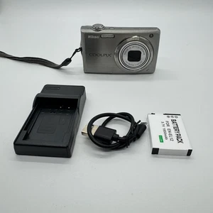 Nikon Coolpix S630 12.0 MP Digital Camera 7x Optical Zoom New Battery Fair Cond. - Picture 1 of 16