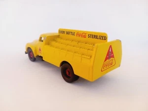 1/64 s scale Nostalgic Miniatures International Coca-Cola truck - Picture 1 of 13