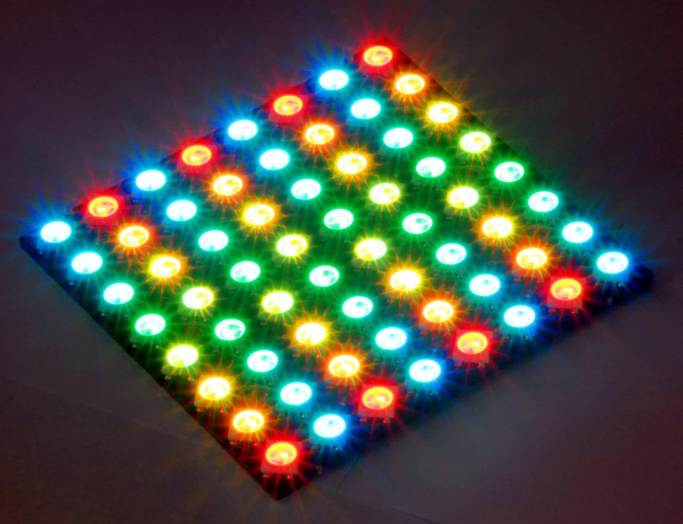 DIGI-DOT PANEL 8X8 HD Matrix  64 ultrahelle RGB LED WS2812 B m.Controller WS2811 - Bild 1 von 1