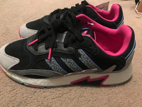 Nuovissima scarpa Adidas da uomo Tresc Run Core taglia 8 5 multicolore