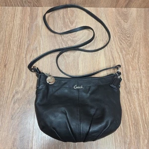 Coach Ashley Crossbody Swingpack Tasche Handtasche klein schwarz Glattleder - Bild 1 von 17