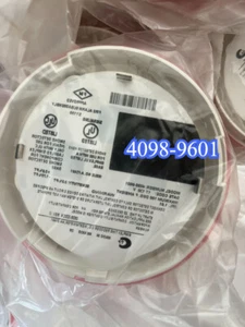 Detector de humo fotoeléctrico tipo punto Simplex 4098-9601 - nuevo envío rápido - Imagen 1 de 3