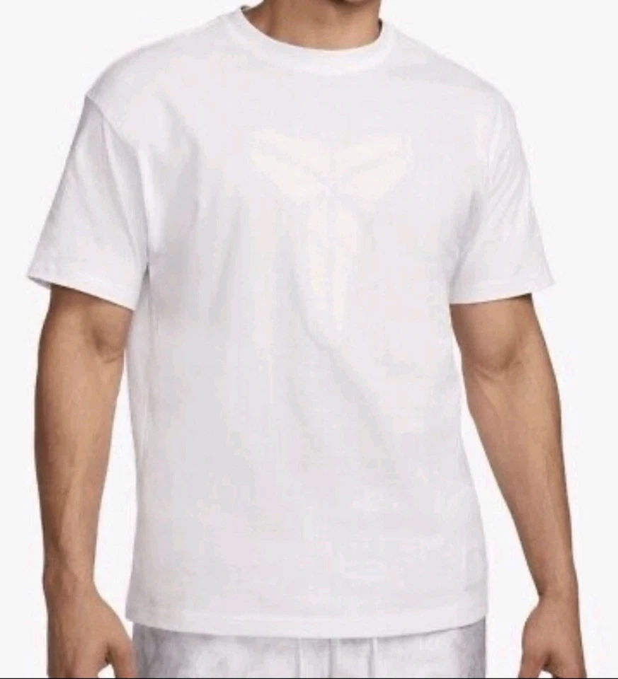 Nike Men's Kobe Halo Ma Basketball T-Shirt. FZ8071-100. Size L. .