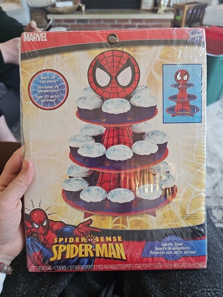 Spider-Man Soporte para Cupcakes de 3 Niveles Vajilla para Fiesta de Cumpleaños Wilton Nuevo Foto 1 de 2