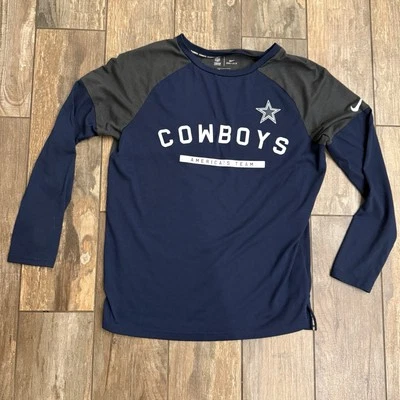 Camiseta Nike Dallas Cowboys Para Mujer Azul Marino Puerta Trasera Manga Larga Calce Suelto Pequeña Foto 1 de 4