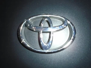 Toyota Sienna Land Cruiser Vehicle Hood Ornament/ Auto Emblem - Foto 1 di 1