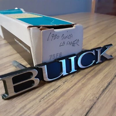 NOS BUICK 1980S LESABRE ESTATE WAGON GRILLE EMBLEM GM 25516670 Front Trim  - Image 1 of 4