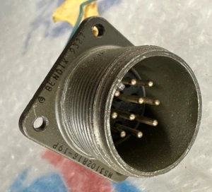 Bendix MS3102R18-19P 10 Pin Connector - Picture 1 of 3