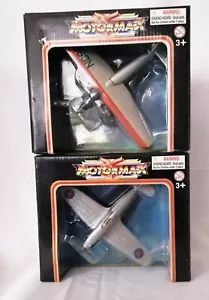 Motormax Classic Fighters - X 2 Tri-Motor and Hurricane Die Cast & Plastic. - Picture 1 of 4