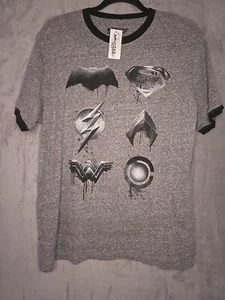 Maglietta Justice League Symbols DC Comics per adulti con licenza grande - Foto 1 di 7