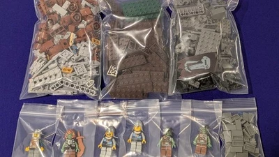 LEGO Castle: Troll Battle Wheel (7041) 100% w/ Minifigures - Image 1 of 3