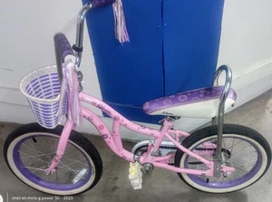 Schwinn "Bloom" 16" inch Girl's Bicycle - Picture 1 of 8