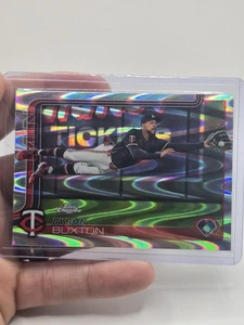 2025 Topps Chrome Baseball Byron Buxton #172  Raywave  - Bild 1 von 2