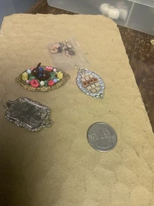 Puppenhaus Miniaturen Food Tray’s - Bild 1 von 11