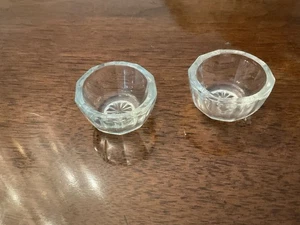 Vintage Französische Pressglas Salzkannen 1950 Gewürzset - Bild 1 von 2