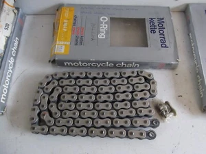 520 X 104 ENLACE O ANILLO CADENA NUEVO STOCK ANTIGUO MOTO CADENA CALIDAD NUEVO - Imagen 1 de 5