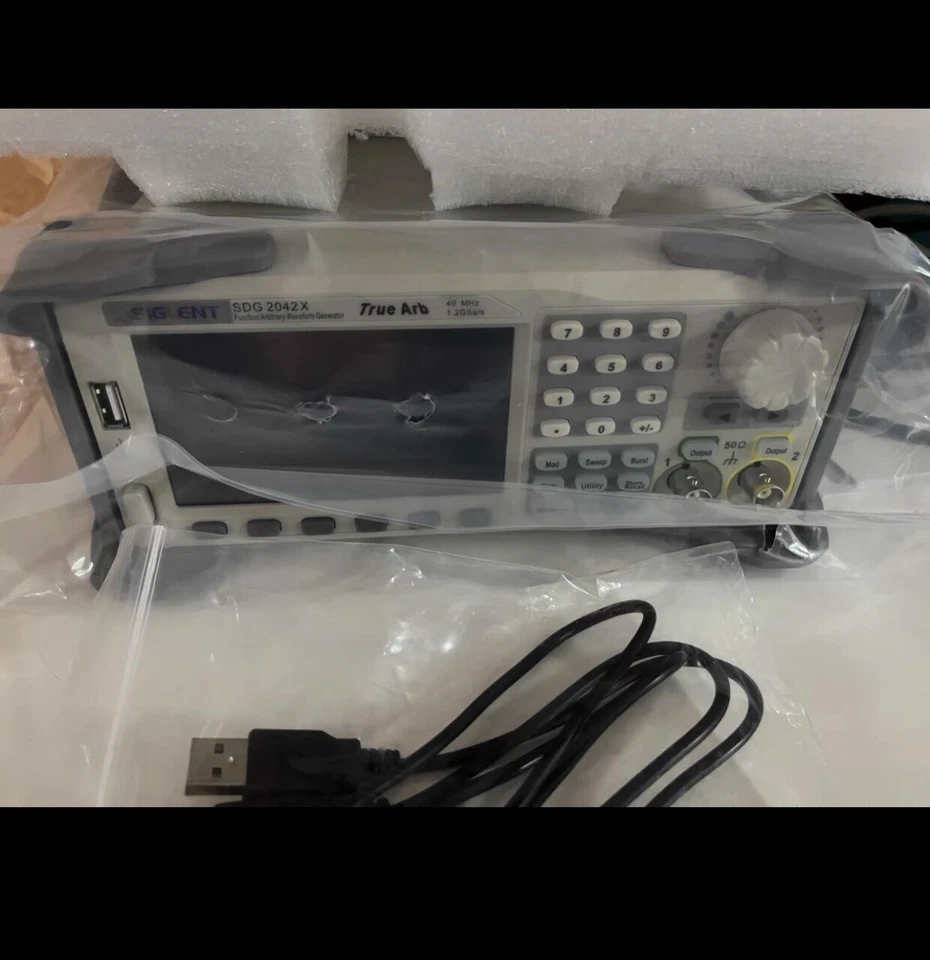 Siglent SDG2042X - Function/Arbitrary Waveform Generator (2 Channels/40MHz/1.2 G - Image 1 of 1