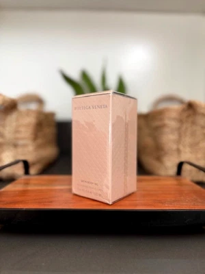 Aceite corporal satinado Bottega Veneta EDP 3,4 oz / 100 ml sellado NUEVO Foto 1 de 4
