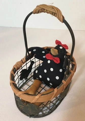 Vintage Small Primitive Metal Wire Basket W/ Chicken, Farmhouse Cover