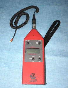 Quest Electronics VI-100 Vibration Meter - Picture 1 of 5