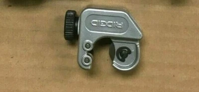 Ridgid 32975 103 Midget Tubing Cutter (1/8" - 5/8") - Image 1 of 2