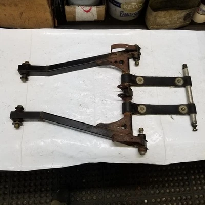 2002-2004 Polaris Pro X X2 440 550 600 700 front torque swing arm A arm 1541825 - Image 1 of 4