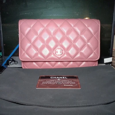 Bolso de Hombro CHANEL Cartera con Cadena WOC Piel de Cordero Rosa Matelasse *Rango B* Foto 1 de 4