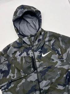 Nike Windbreaker Jacket Mens M Green Camo Dri-Fit Training Hooded Coat - Picture 1 of 10