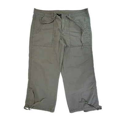 Pantalones capri cargo Calvin Klein Jeans para mujer verde oliva talla 14 dobladillo con cordón Foto 1 de 4