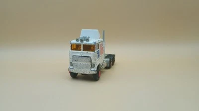 Semirremolque Majorette Ford COE fundido a presión HO 1/87 rojo blanco azul tractor 105 Foto 1 de 4