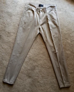 21 Men An American Brand Mens YM Khaki Casual Bottom Pants Flat Front Size Small - Picture 1 of 20
