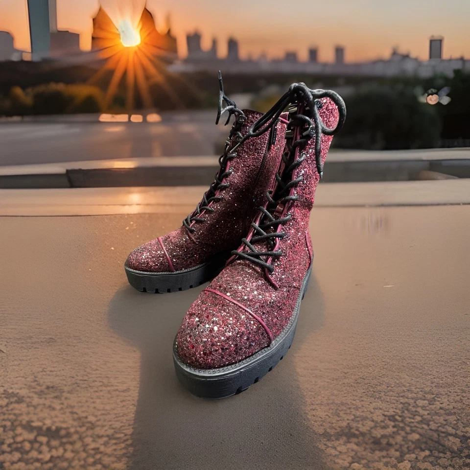 BOTAS DE COMBATE GRUESAS PARA MUJER MICHAEL KORS BRYCE SUELA CON ASA COLOR BAYA OSCURA TALLA 8M Foto 1 de 4