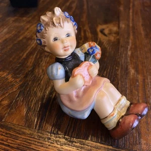 Hummel Goebel Figur 698 TMK 7 Herzensfreude Made in GERMANY - Bild 1 von 8
