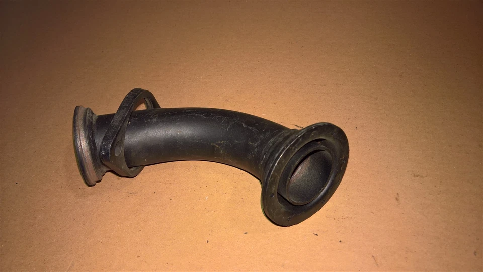 NUEVO Yamaha KT-100 KT100 90 grados Brida flotante de cabezal de escape Kart Foto 1 de 1