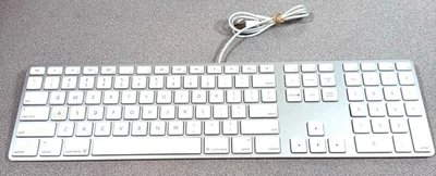 Genuine Apple A1243 Wired USB Keyboard w/ Numeric Keypad for iMac, Mac Mini - Image 1 of 4