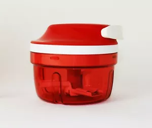TUPPERWARE D158 TURBO CHEF ROT Zwiebelschneider Happy Quick NEUES Design - Bild 1 von 1